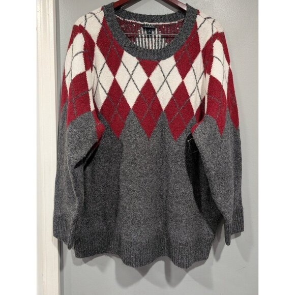 NWT Torrid Women's Gray Red Pullover Argyle Colorblock Sweater Super Soft Sz 2X - Picture 2 of 16